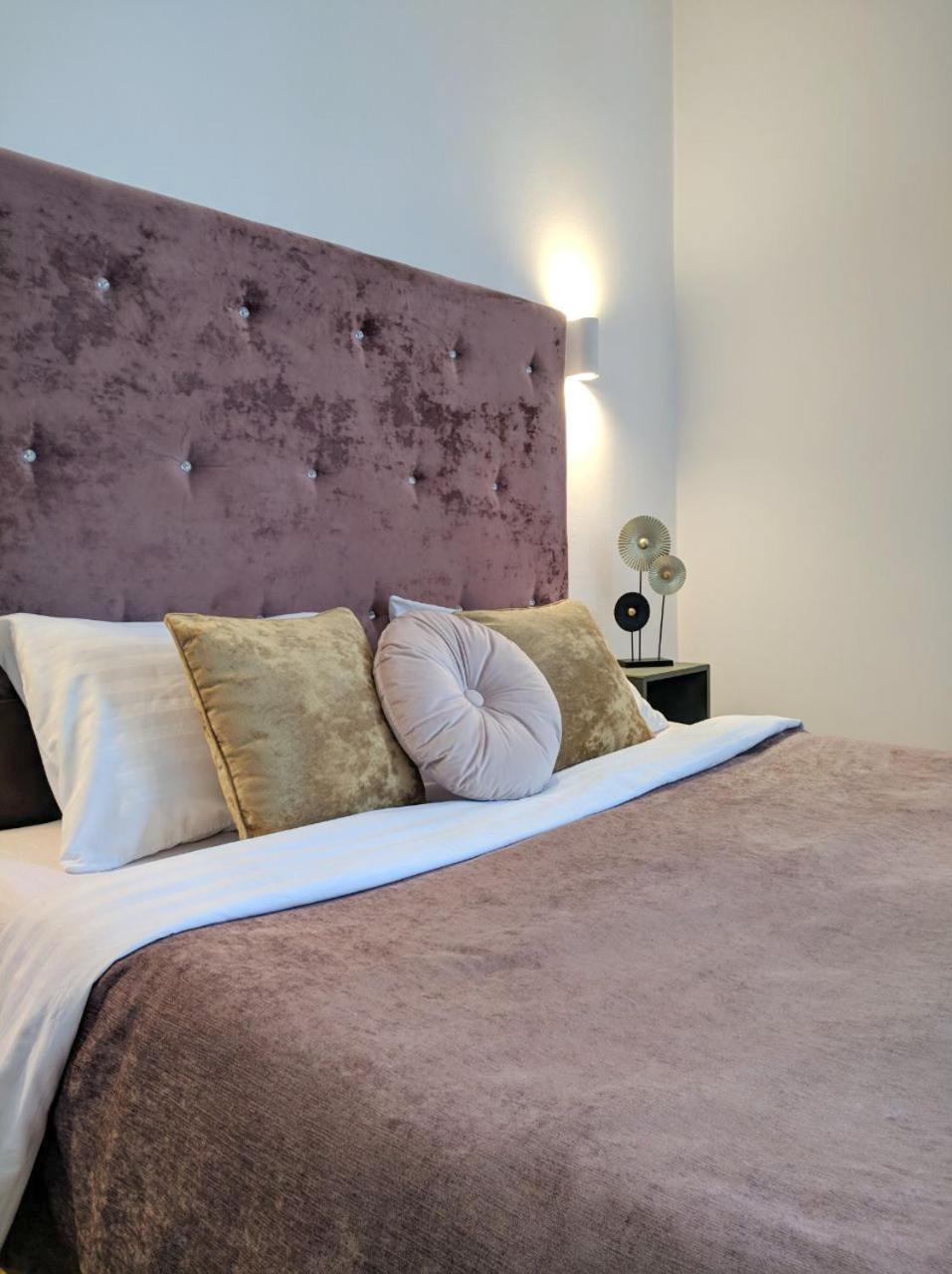 מוקצ'בה Best One Room Apartments מראה חיצוני תמונה